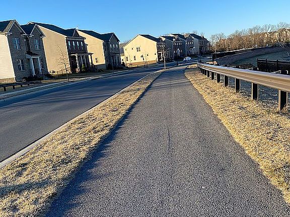3rd image of 4449 Landsdale Pkwy