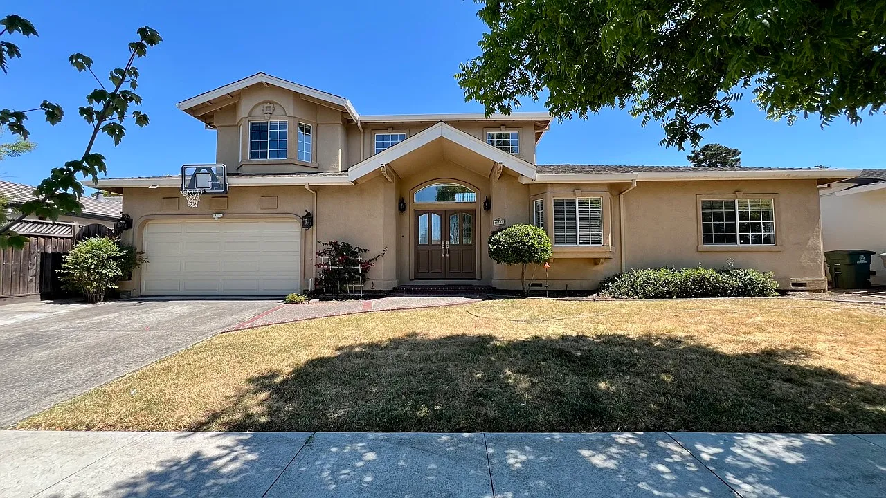 10530 Rampart Ave photo 1