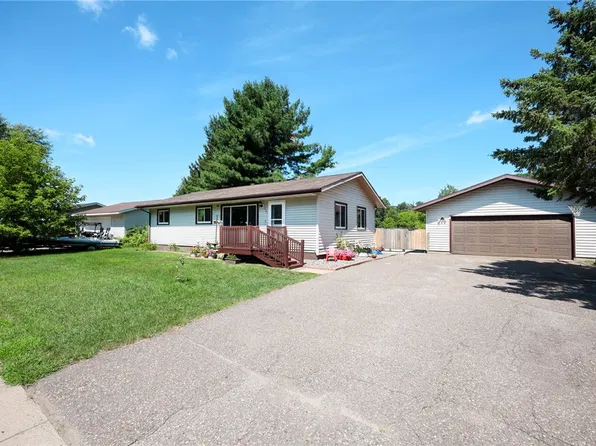 221 E Jackson Avenue, Fall Creek, WI 54742