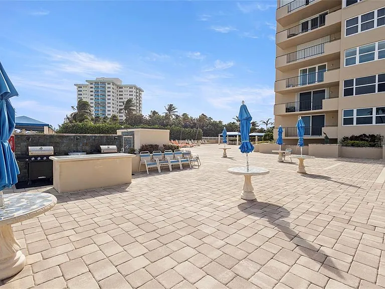 2000 S Ocean Blvd #2P — Photo 16