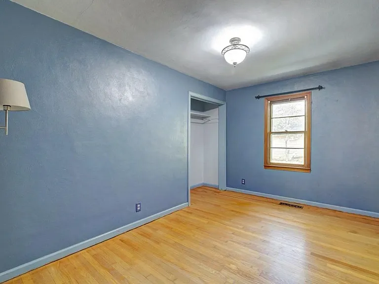 901 S Lincoln St — Photo 7