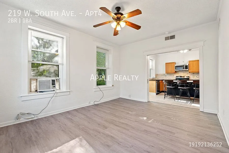219 W South Ave, Apt 4 - Available mid-November! — Photo 3