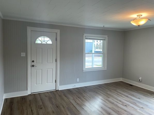 133 Maple St
