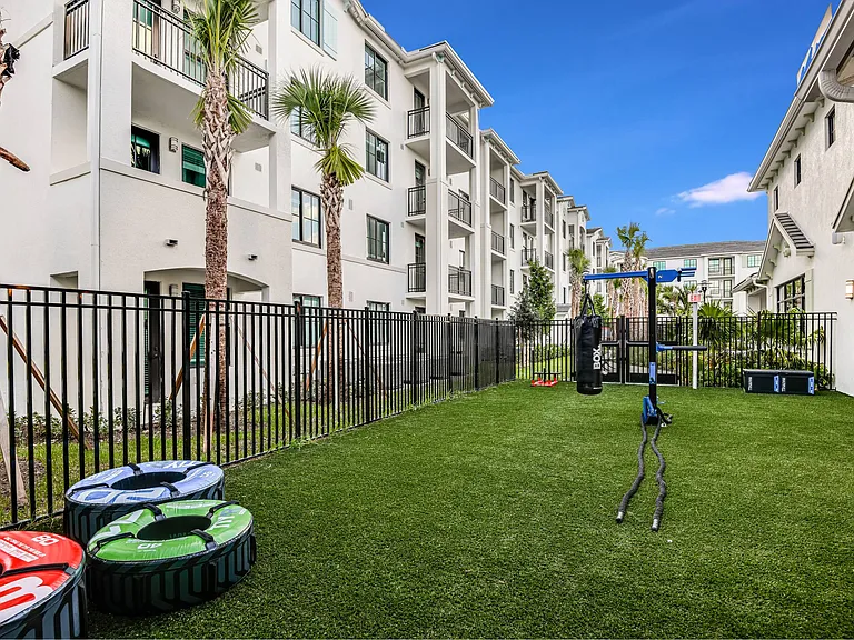 Casero Apartments — Photo 15