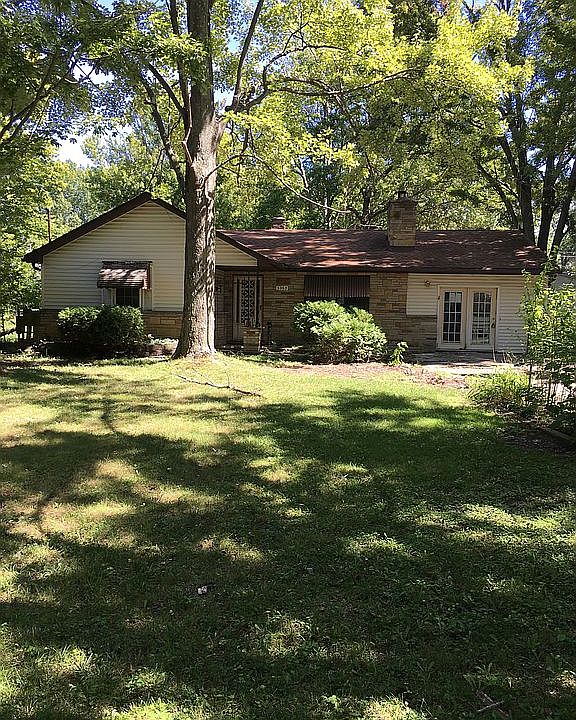 1st image of 5963 Wallace Blvd