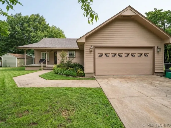 425 S Boston Ave, Ketchum, OK 74349