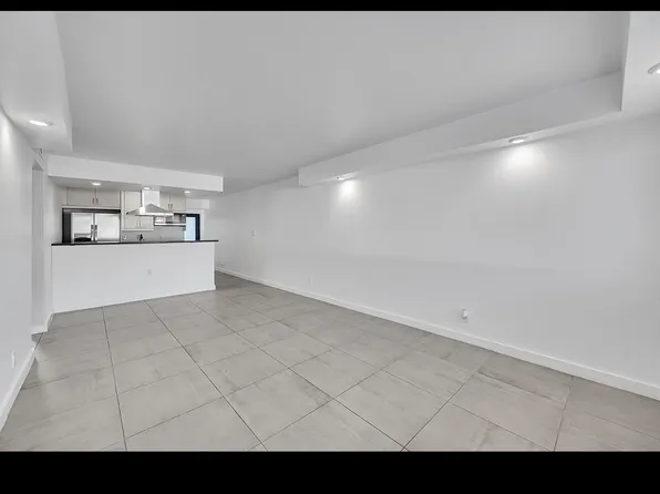 200 NW 25th St APT 2, Wilton Manors, FL 33311