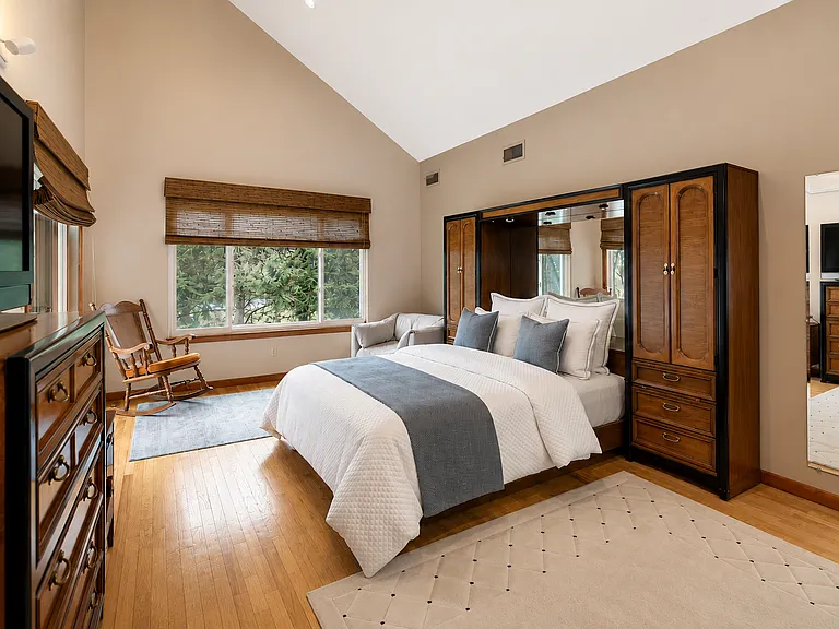 1 Brightfield Ln — Photo 26