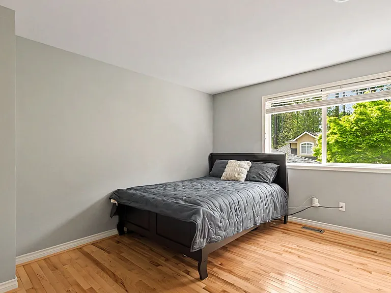 16420 SE 24th St — Photo 15
