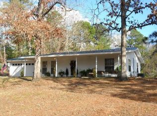 35 Pine Hills Dr, Ovett, MS 39464