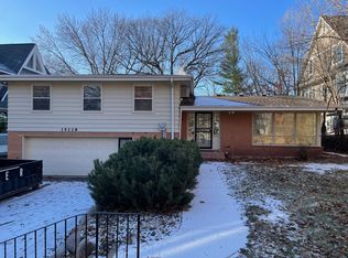 15228 Fish Point Rd SE, Prior Lake, MN 55372