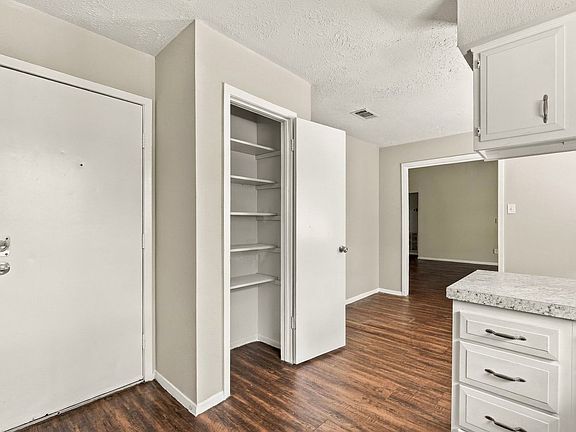 5th image of 4530 Enchantedgate Dr