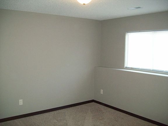 4th image of 5346 N Cypress St
