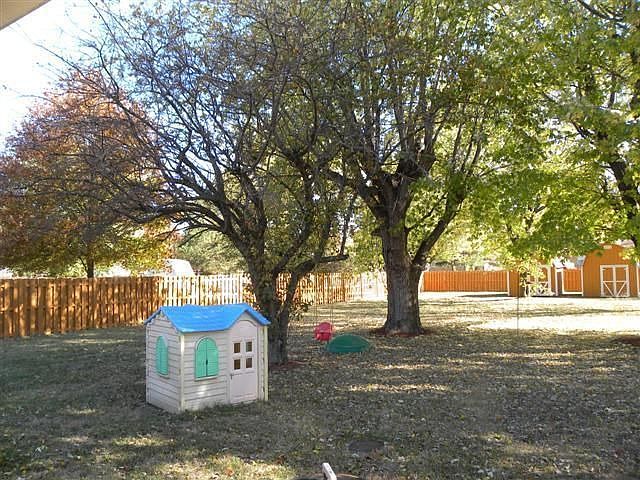 2nd image of 201 Heather Dr