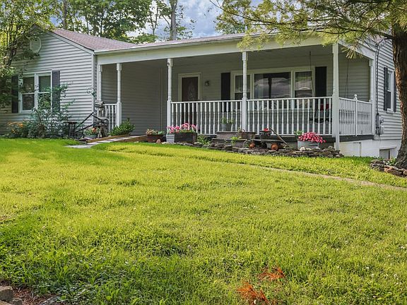 3rd image of 208 Donna Dr Lot 48
