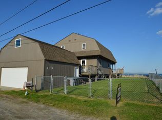 210 Lighthouse Dr, Hampton, VA 23664