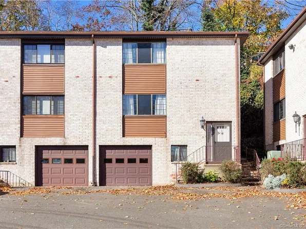 44 Columbus Pl #A5, Stamford, CT 06907