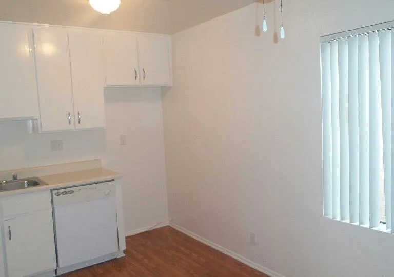 Northridge Place Apartments — Photo 42