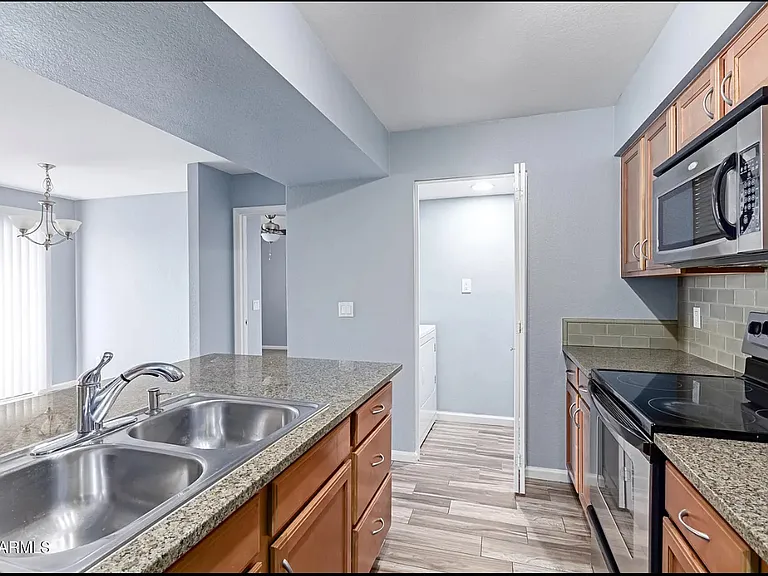 200 E Southern Ave #118 — Photo 4