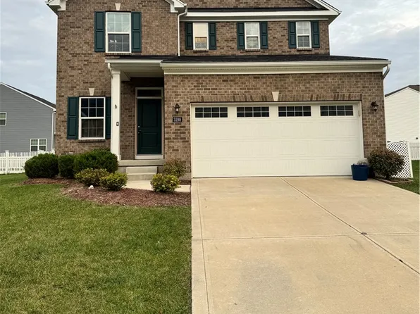 3198 White Ash Dr, Tipp City, OH 45371