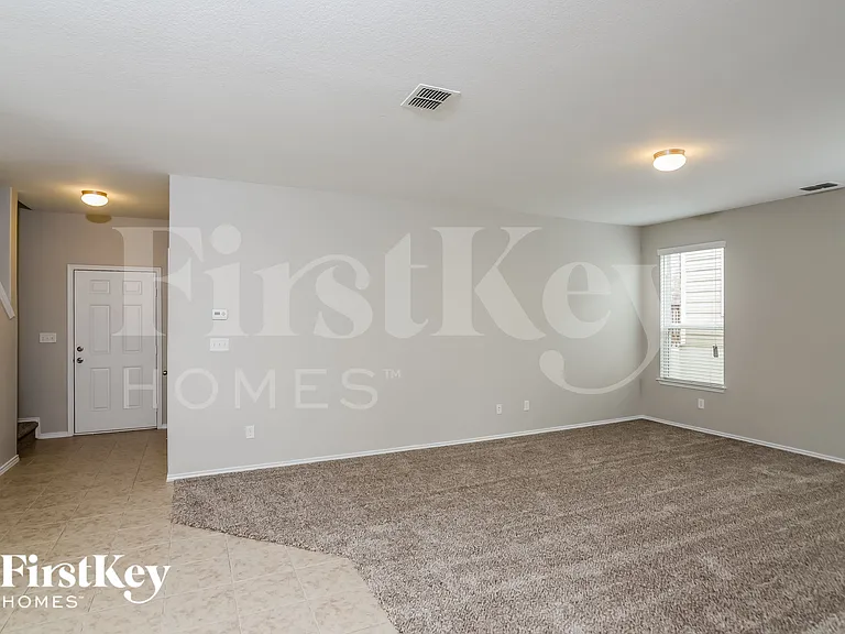 11726 Silver Fld — Photo 2