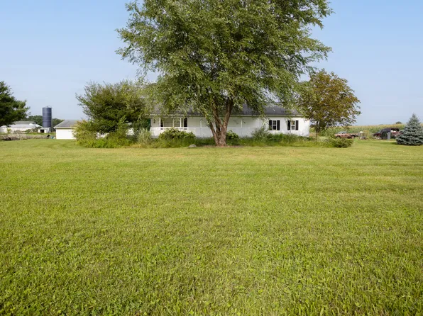 11211 22 Mile Rd, Marshall, MI 49068