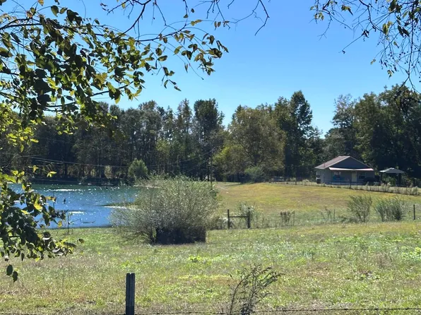 512 New Harmony Rd, Arab, AL 35016