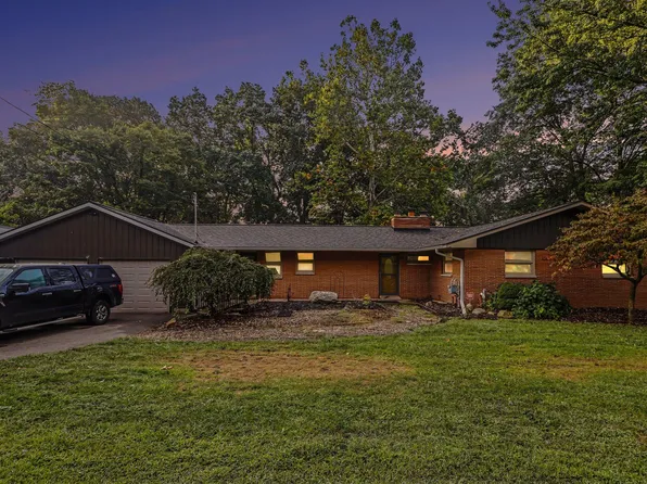 15132 E Augusta Dr, Augusta, MI 49012