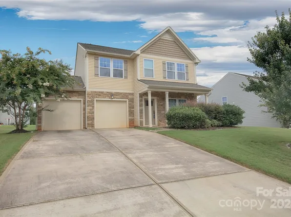 133 Jobe Dr, Statesville, NC 28677
