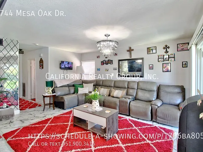 8744 Mesa Oak Dr — Photo 9