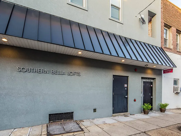 1235 Federal St — Photo 11