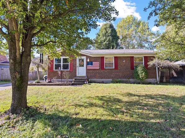 4704 John Law Ct, Louisville, KY 40272