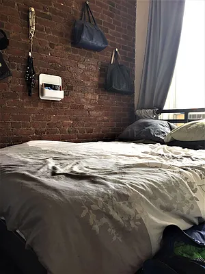 Rented by Nooklyn NYC LLC | media 17