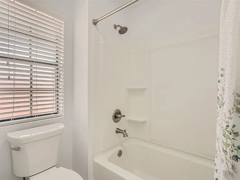 4844 Maryvale Dr — Photo 16