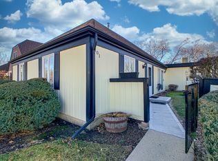 101 Garden Dr, Montgomery, IL