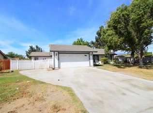 506 S Larch Ave, Rialto, CA 92376