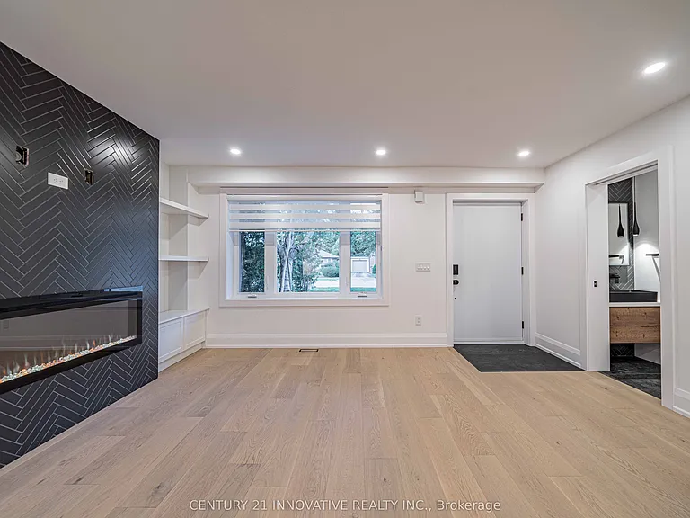 58 Carsbrooke Rd — Photo 4
