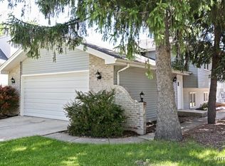 4103 Williams St, Downers Grove, IL 60515