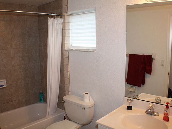 3rd image of 333 Ocean Park Ln