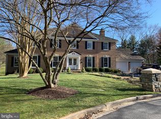 10000 Flower Gate Ter, Potomac, MD 20854