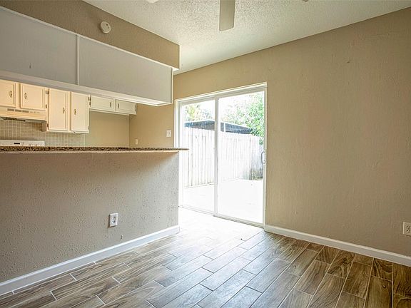 5th image of 1556 Silverpines Rd #556