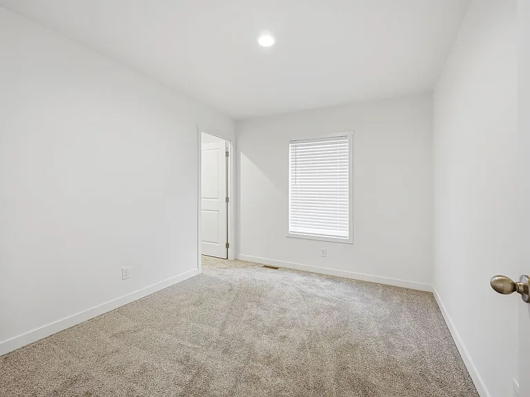 1445 Elm St — Photo 14