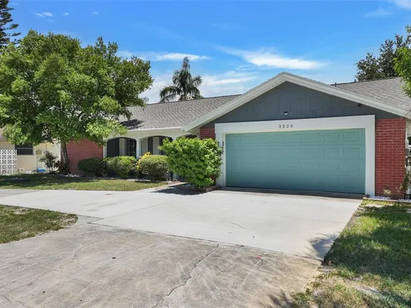 3526 Moog Rd, Holiday, FL 34691