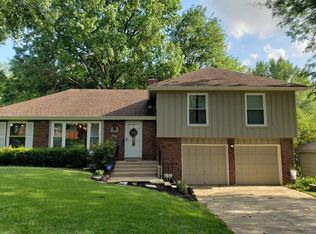 609 W 109th Ter, Kansas City, MO 64114
