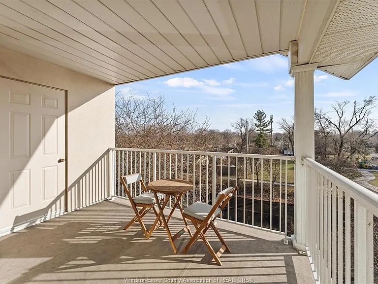 1547 Grand Marais Rd W #407 — Photo 22