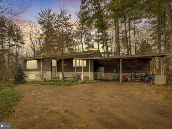 745 N Wales Rd, North Wales, PA 19454