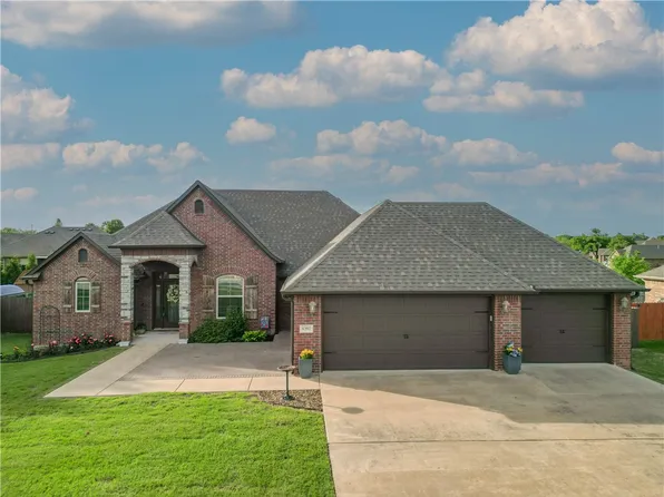 6302 SW Well Rd, Bentonville, AR 72713