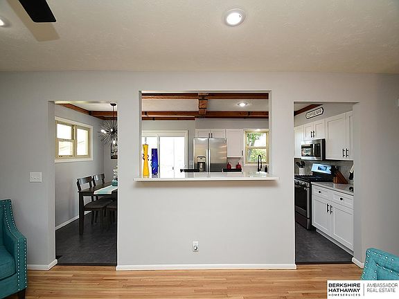 5th image of 2711 S 116th Avenue Cir