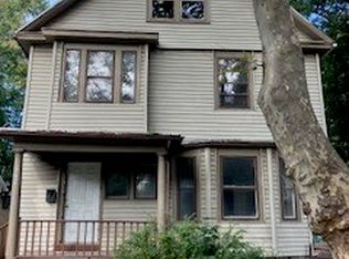 142 Parsells Ave, Rochester, NY 14609