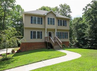 8970 Croaker Rd, Williamsburg, VA 23188